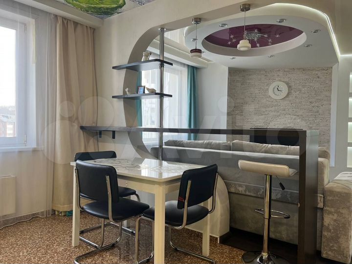 2-к. квартира, 64,3 м², 8/10 эт.