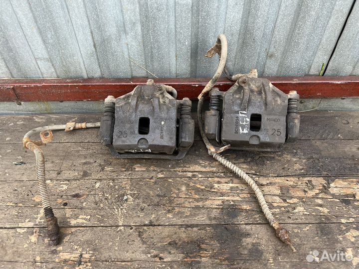 Передние суппорта Hyundai Sonata 4 EF