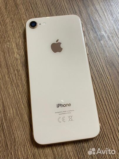 iPhone 8, 64 ГБ