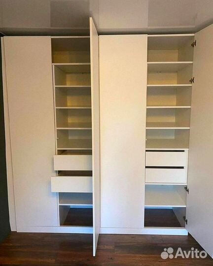 Шкаф по индивидуальному заказу в комнату