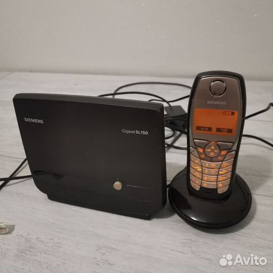 Телефон Siemens Gigaset SL1 (SL150)