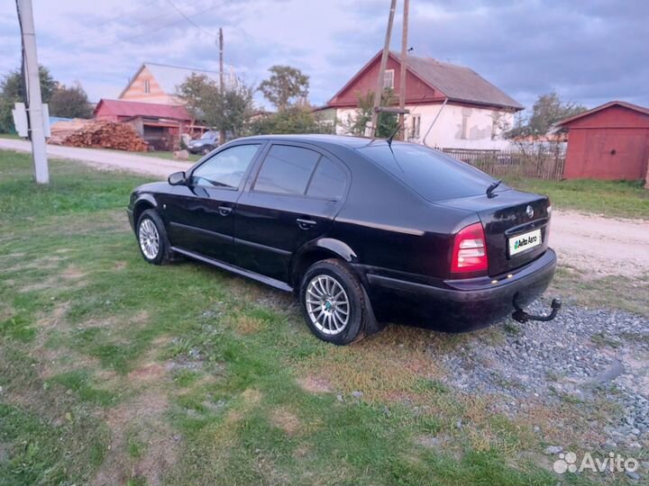 Skoda Octavia 1.6 МТ, 2003, 233 320 км