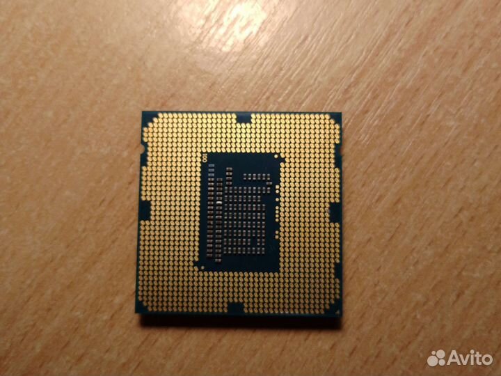 Процессор I 3 3220