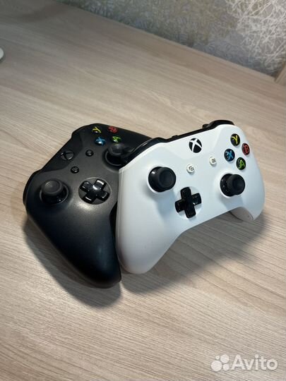 Джойстик xbox One