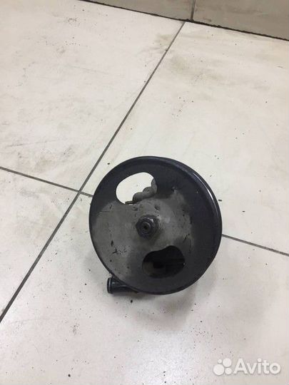 Насос гидроусилителя Mitsubishi Pajero Sport