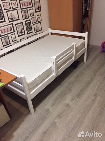 Кровать детская со съёмным бортиком.ортопедическое