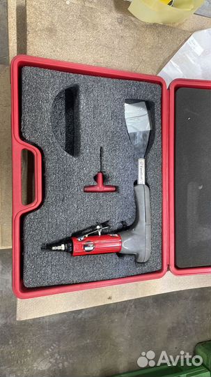 Пневматический нож для срезки стекол Equalizer