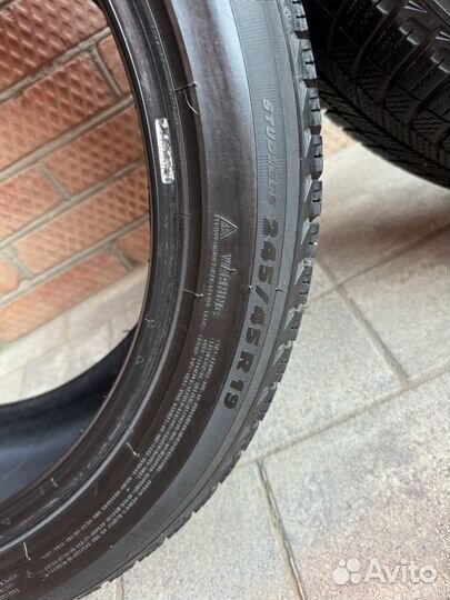 Michelin X-Ice XI3 245/45 R19 90VR