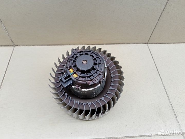 Моторчик отопителя Aveo (T300) 2011