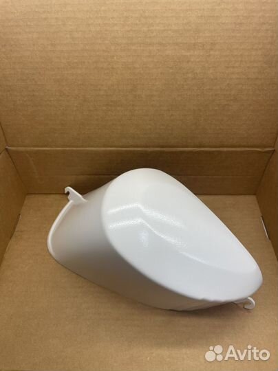 Колпак амортизатора VK540 левый белый