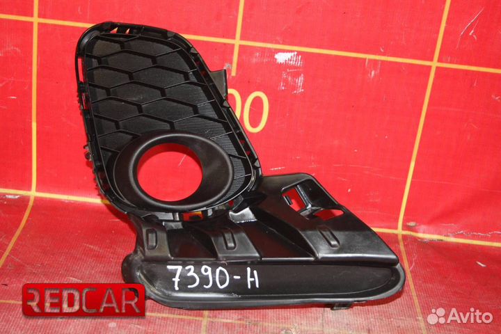 Накладка противотуманной фары прав Mazda 3 BL (11