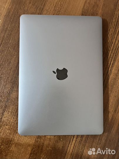 Apple MacBook air 13 2020 m1