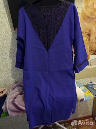 Платья женские праздничные