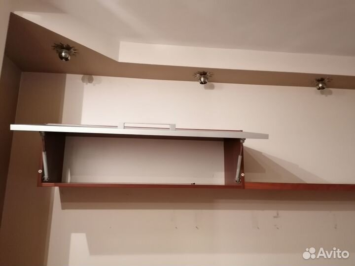 Набор ящиков и полок