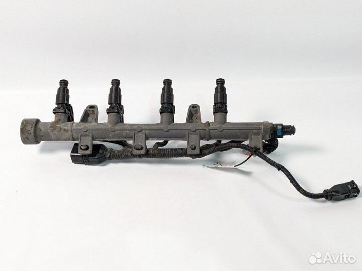 Рампа с форсунками Hyundai Getz 1.4