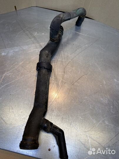 Трубка помпы VW Tiguan 1.4