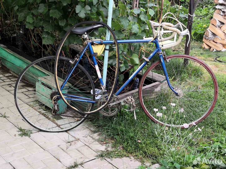 Велосипед старт шоссе гоночный