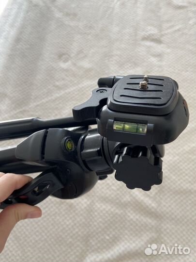 Штатив для фотоаппарата