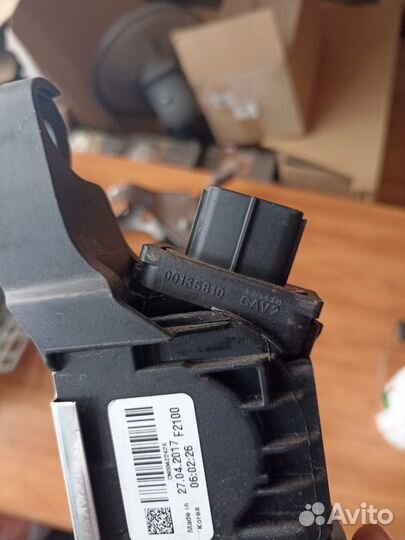 Педаль газа Hyundai Solaris 2, Kia Rio 4