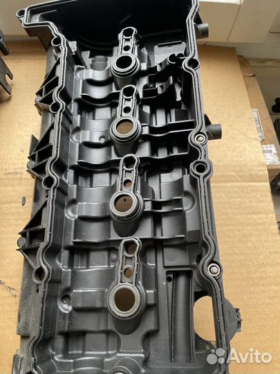 Клапанная крышка BMW N47 7810584