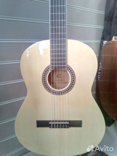 Классическая гитара NF