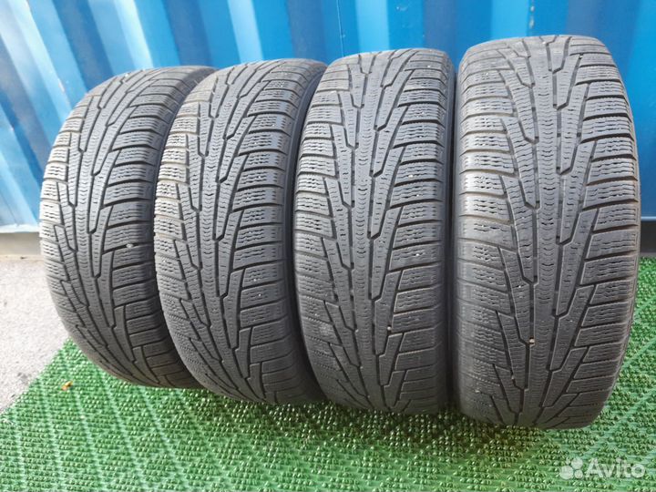 Nokian Tyres Hakkapeliitta R 205/60 R16 106R