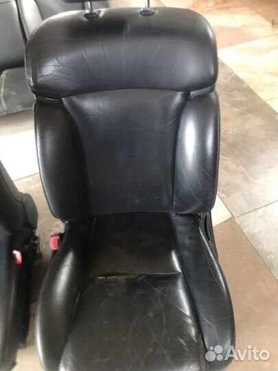 Комплект передних сидений Lexus GS 300