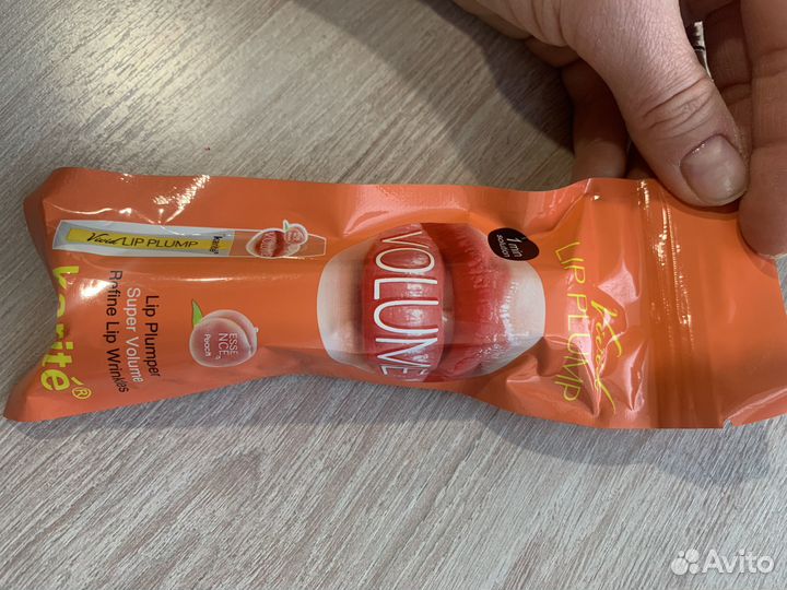 Кольца бижутерия и заколки