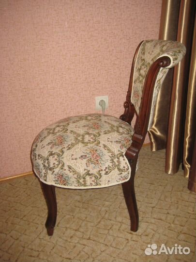 Старинное каминное кресло. Россия 70-е г. XIX век