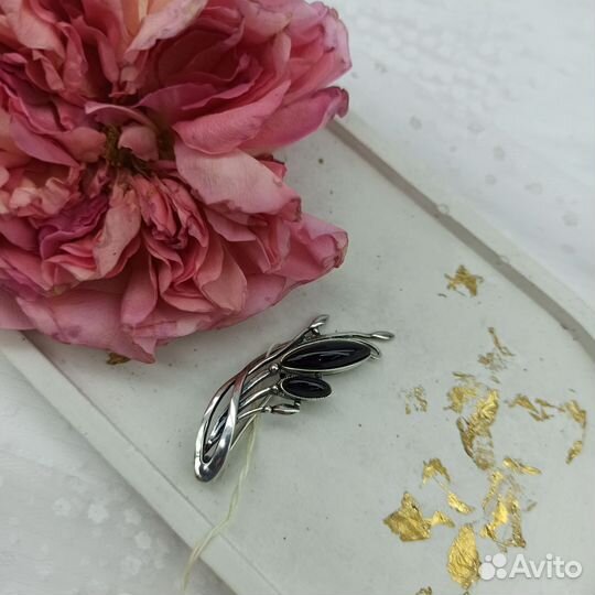 Брошь винтаж серебро