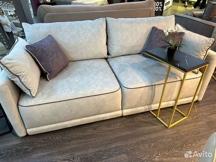 Мягкий диван/ диван прямой