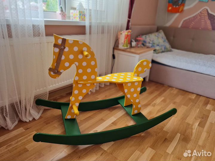 Качалка лошадь