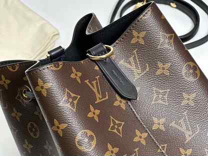 Сумка Louis Vuitton NeoNoe, Москва