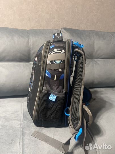 Рюкзак школьный