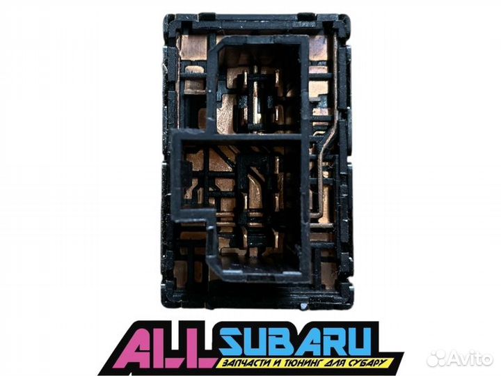 Блок управления зеркалами передний правый Subaru