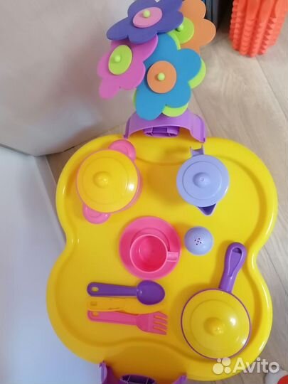 Сервировочный столик на колесиках складной