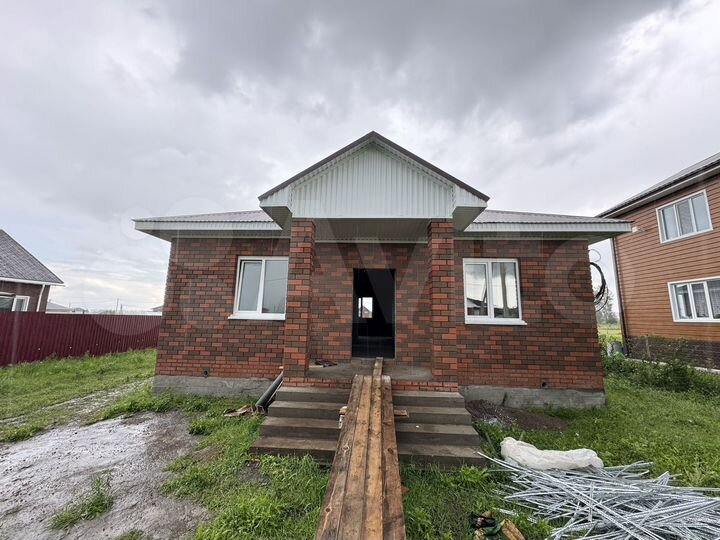 Дом 107 м² на участке 8 сот.