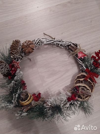 Новогодний венок ручной работы, 29см диаметр