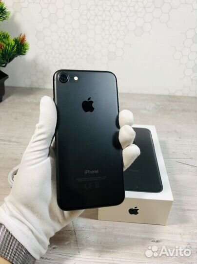 iPhone 7, 32 ГБ