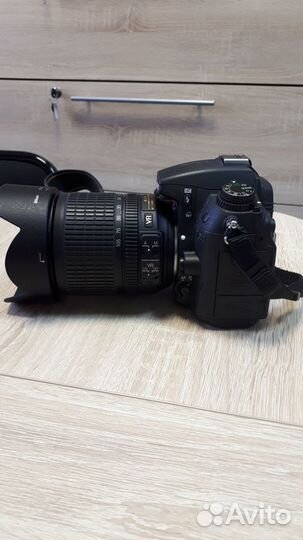 Цифровой фотоаппарат Nikon D7000