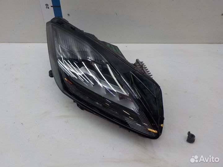 Фара правая Jaguar E-Pace