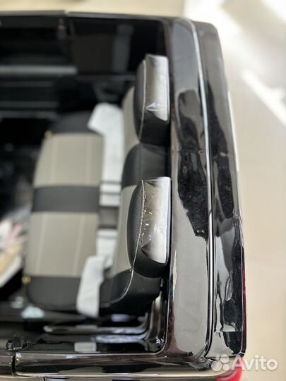 Электромобиль Lexus Черный