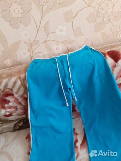 Спортивные штаны женские