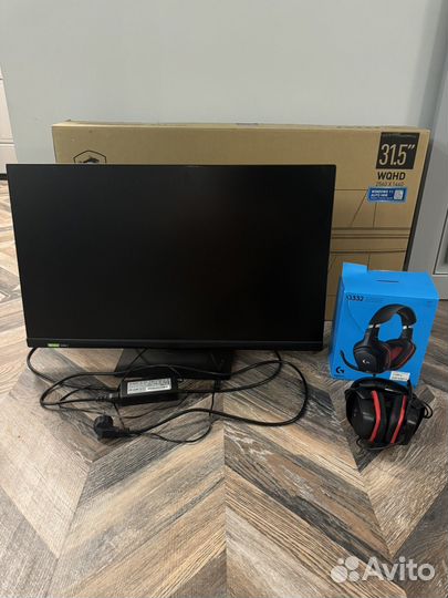 Монитор msi MAG321QR