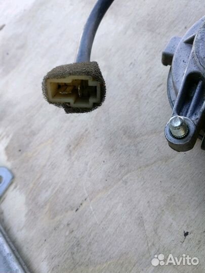 Стеклоподъеменик задней правой двери Sportage 1