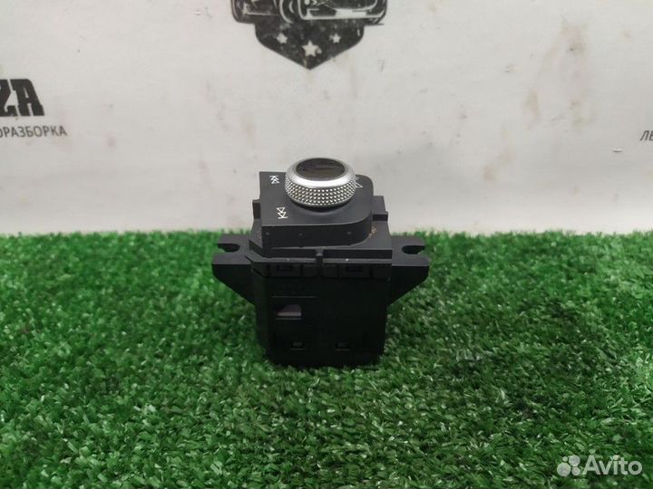 Джойстик управления мультимедиа Audi A4