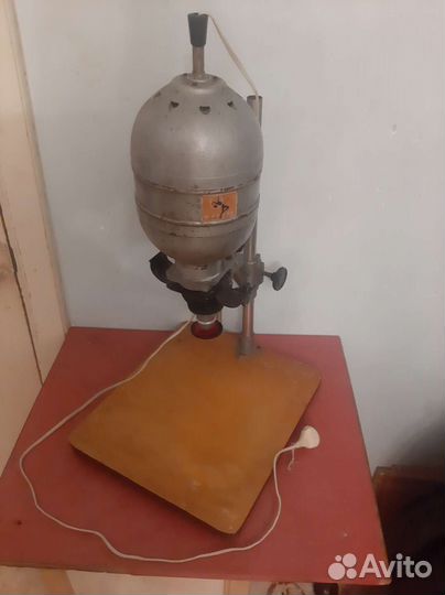 Фотоаппарат Зенит-Е со вспышкой и увеличителем