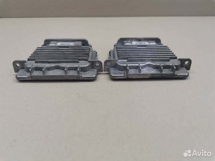 Блок ксеноновой лампы Jeep Grand Cherokee WK2 2010