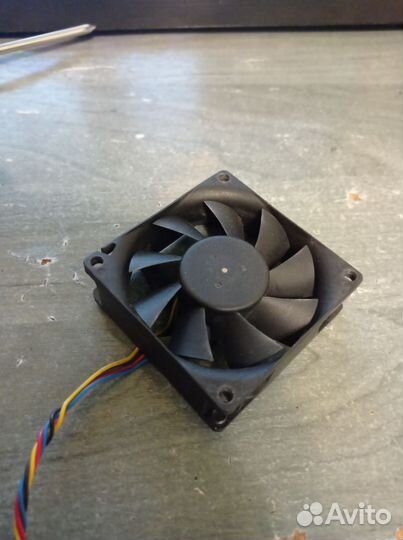 Вентилятор sunon