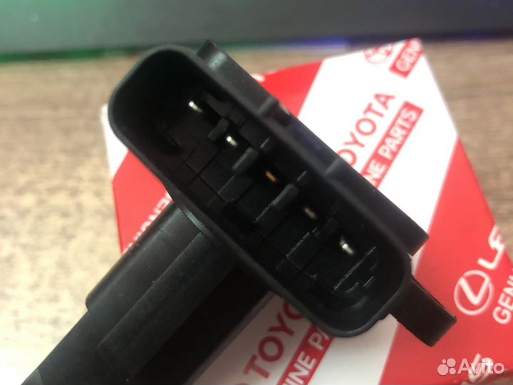 Дмрв Toyota 22204-22010